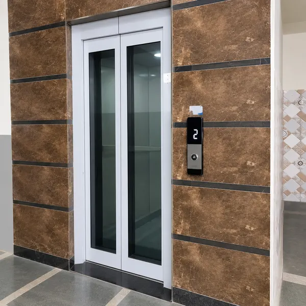 Fully Furnished, 3 BHK Flat in Sewak Park